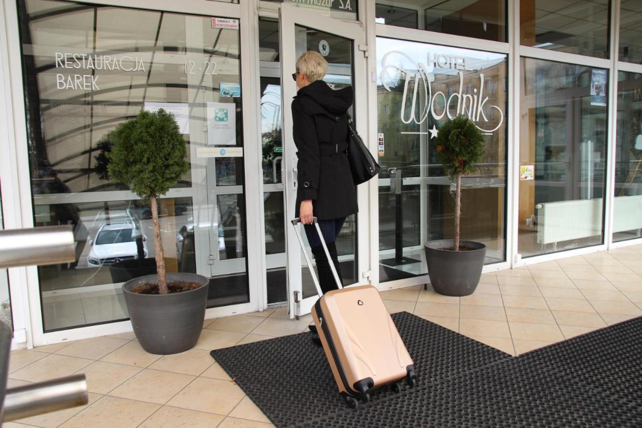 גיז'יצקו Hotel Wodnik מראה חיצוני תמונה
