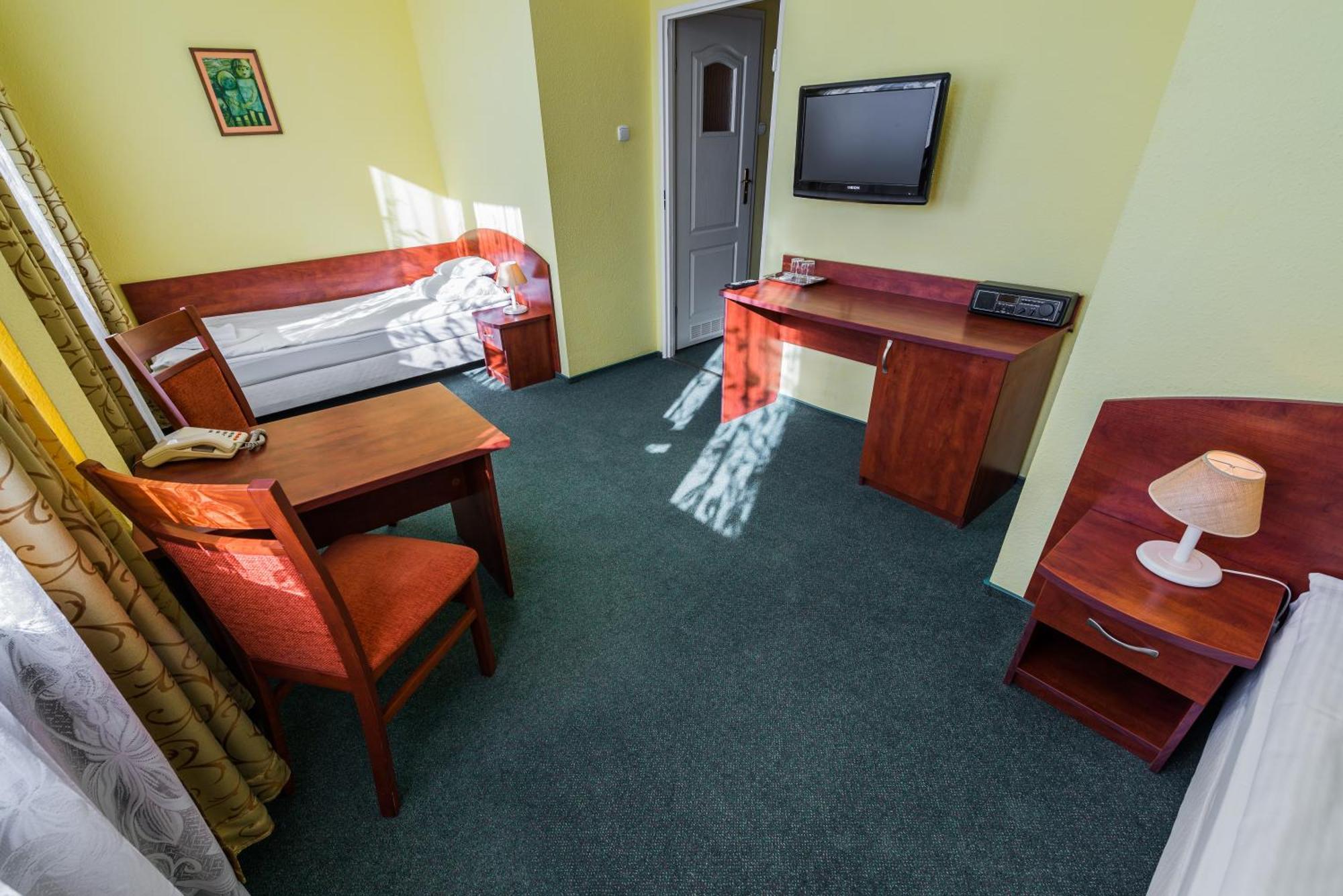 גיז'יצקו Hotel Wodnik מראה חיצוני תמונה