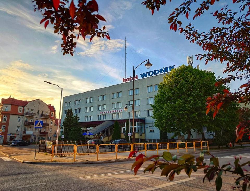 גיז'יצקו Hotel Wodnik מראה חיצוני תמונה
