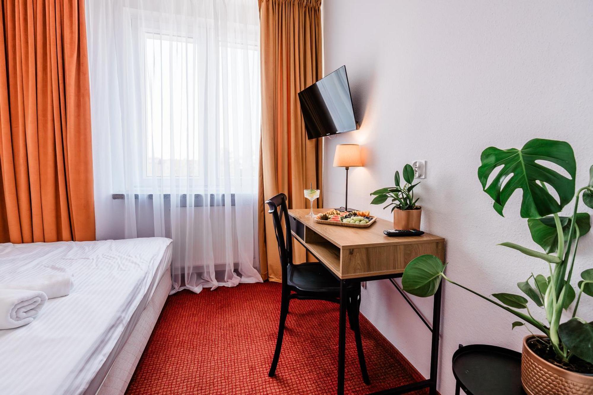 גיז'יצקו Hotel Wodnik מראה חיצוני תמונה