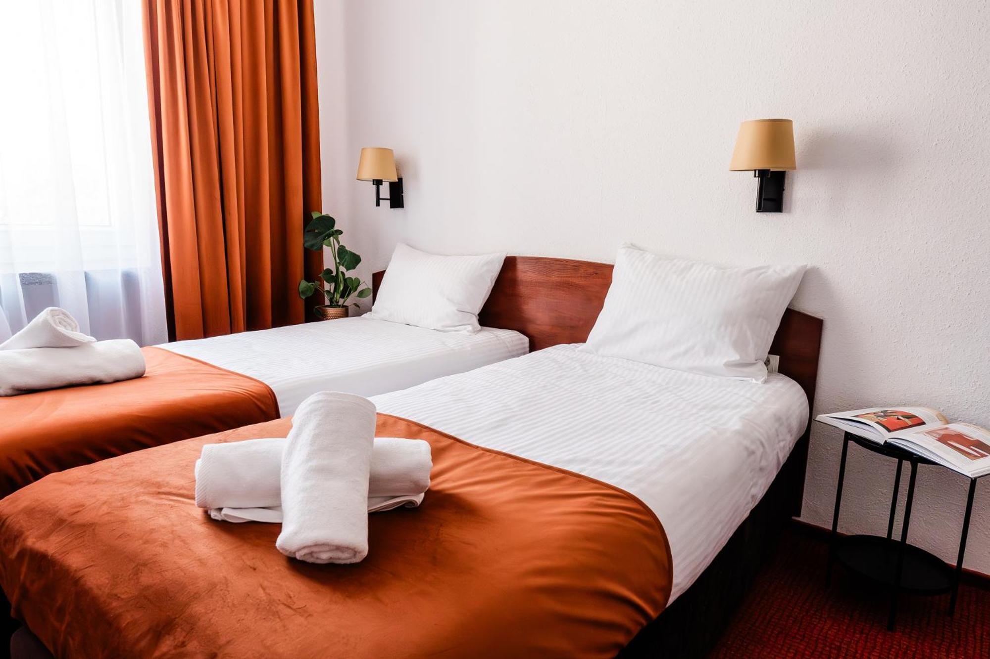 גיז'יצקו Hotel Wodnik מראה חיצוני תמונה