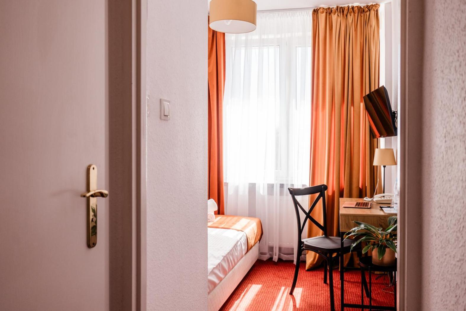 גיז'יצקו Hotel Wodnik מראה חיצוני תמונה
