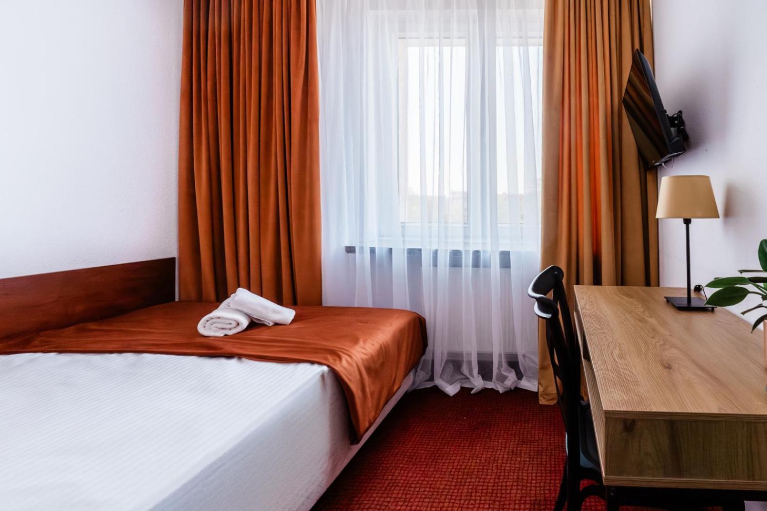 גיז'יצקו Hotel Wodnik מראה חיצוני תמונה