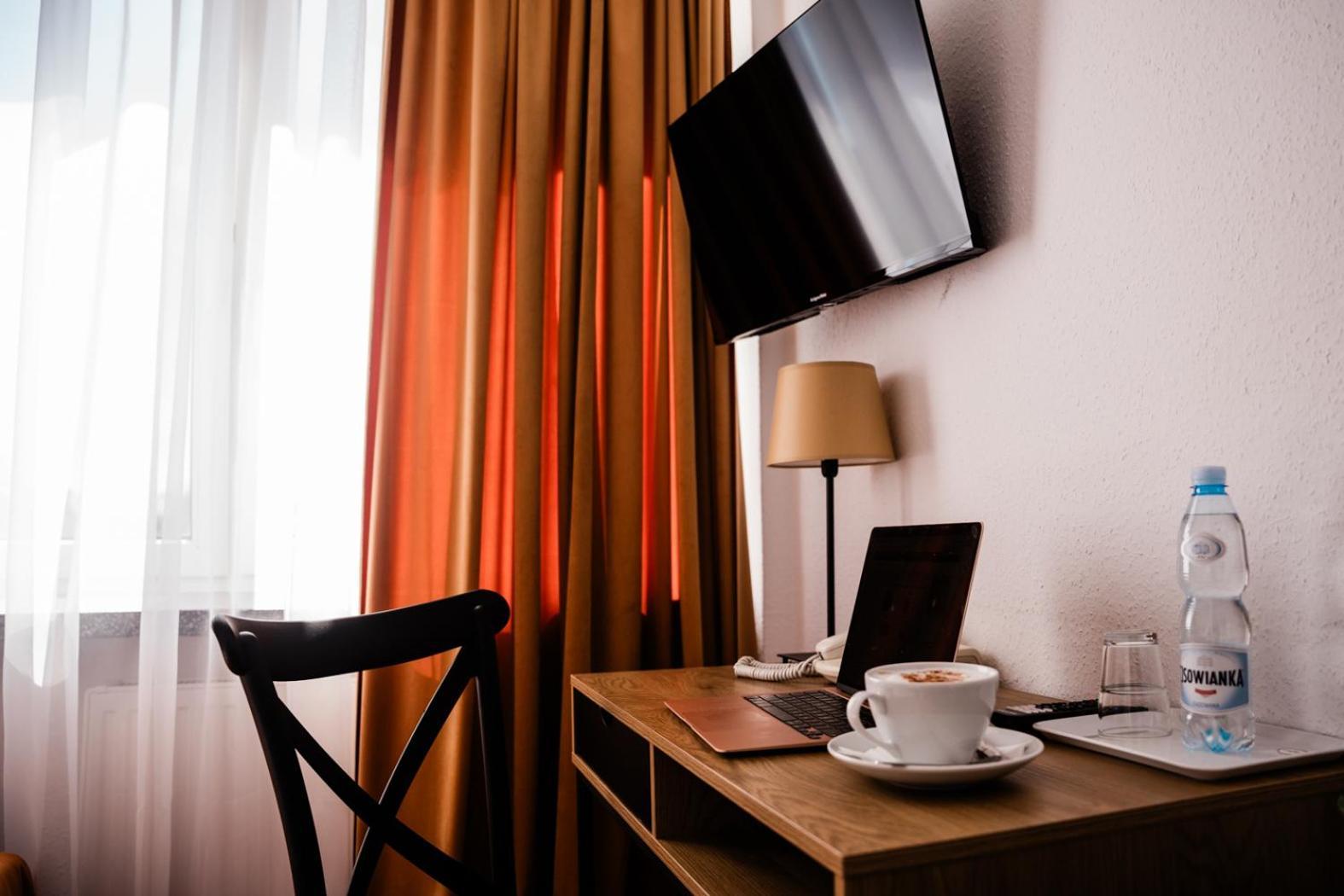 גיז'יצקו Hotel Wodnik מראה חיצוני תמונה